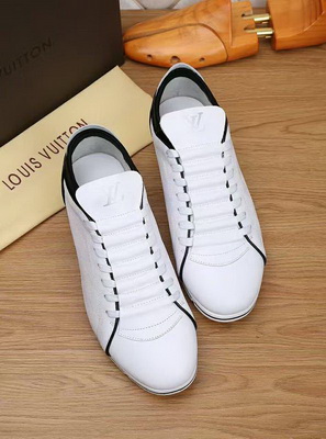 LV Fashion Men Sneakers--030